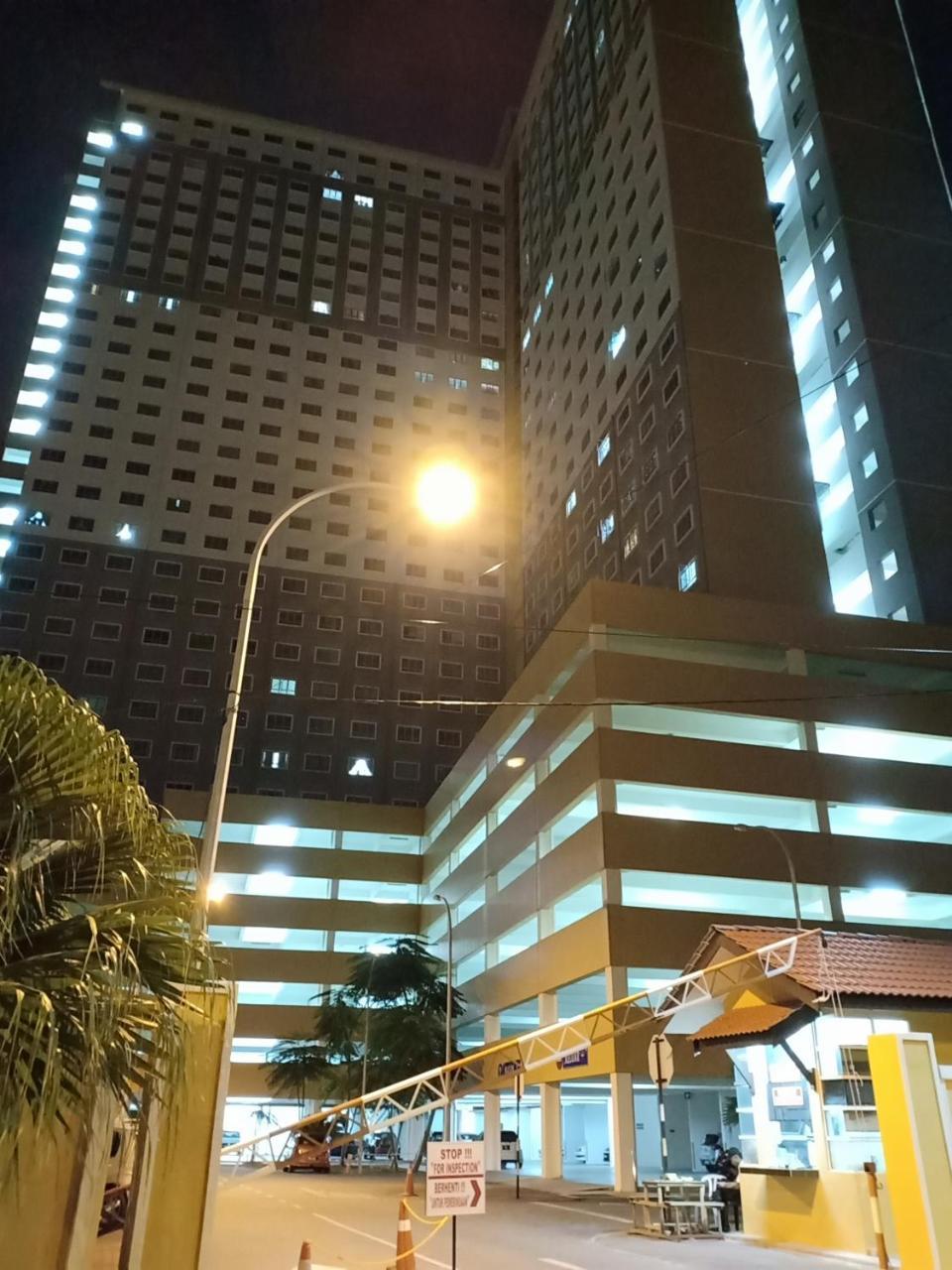 Casa Inderaloka Pantai Batu Buruk Apartamento Kuala Terengganu Exterior foto