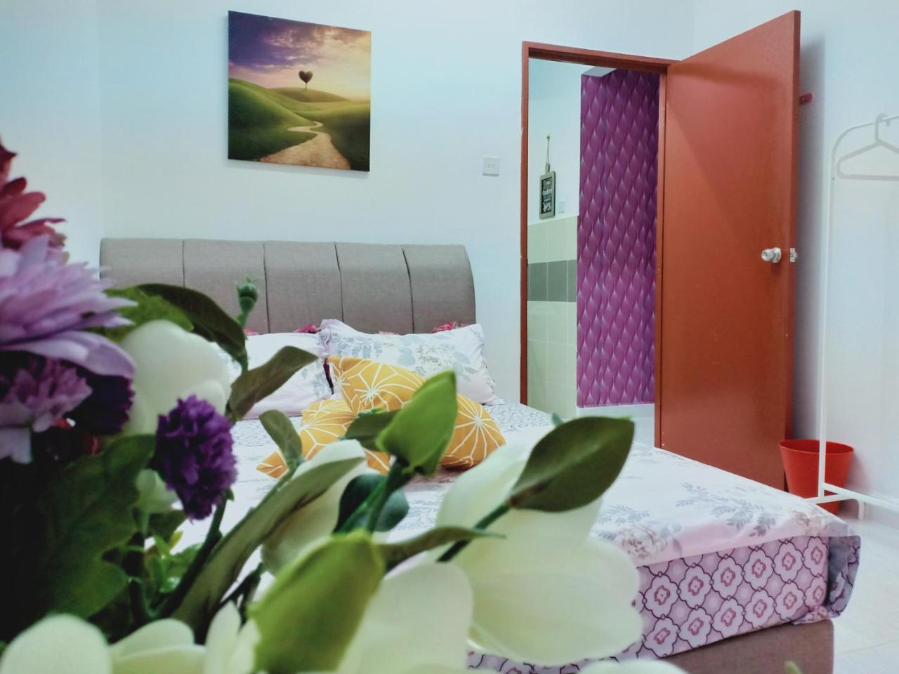 Casa Inderaloka Pantai Batu Buruk Apartamento Kuala Terengganu Exterior foto